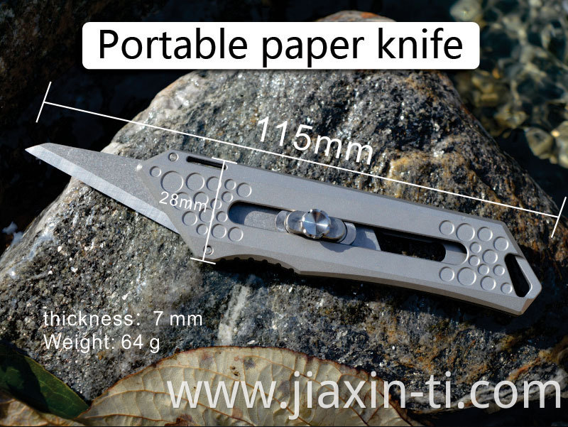 titanium knife Jpg